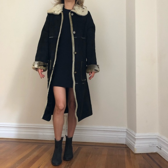 Elie Tahari shearling coat - Picture 8 of 8